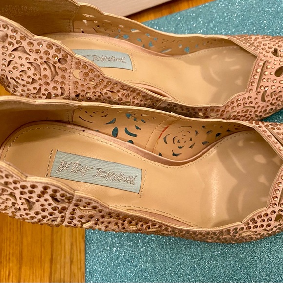 Blue by Betsey Johnson SB- Elsa - Picture 12 of 16